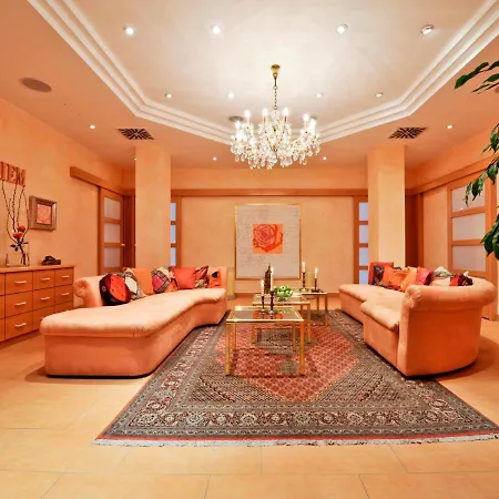 Отель Akazienhaus 2*